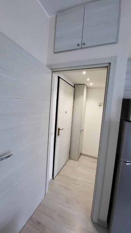 Apartment Fondazione Prada Metro Corvetto Splendido Monolocale Ristrutturato Ben Arredato Mailand